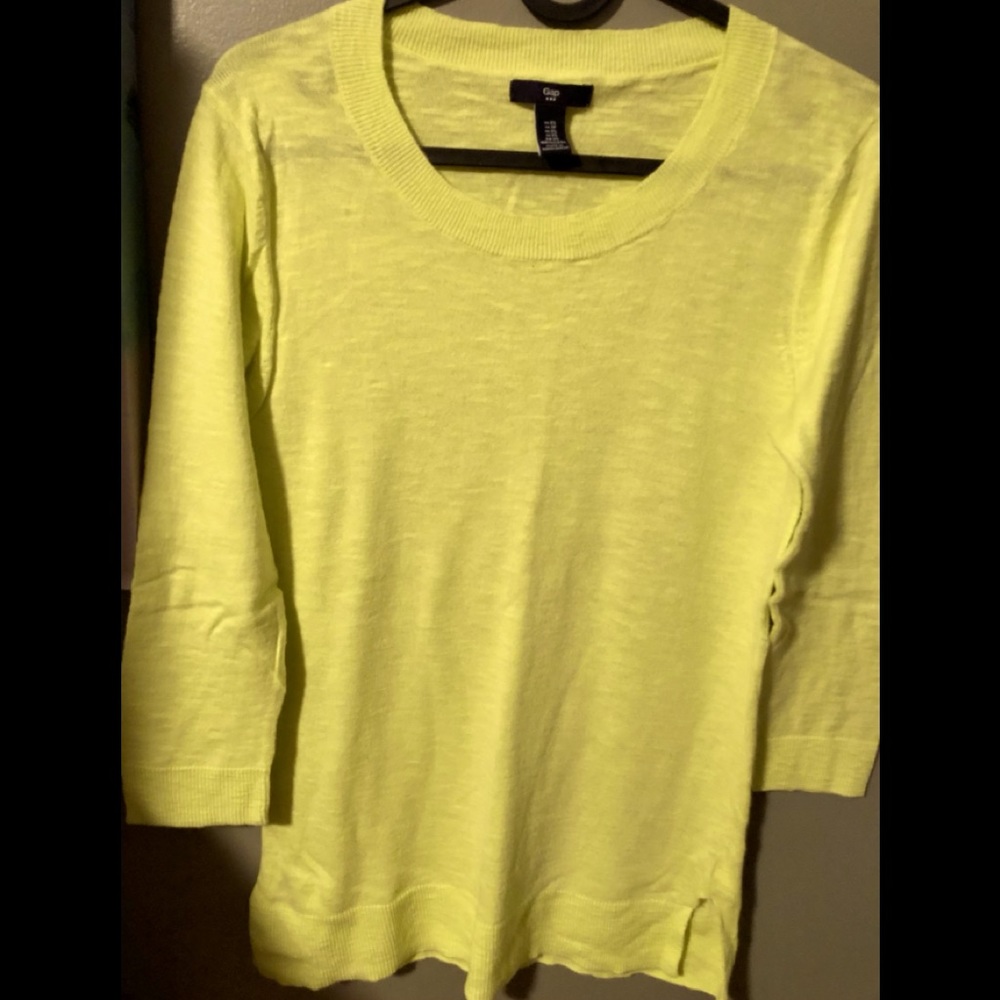 GAP 3/4 Sleeve Scoop Neck
